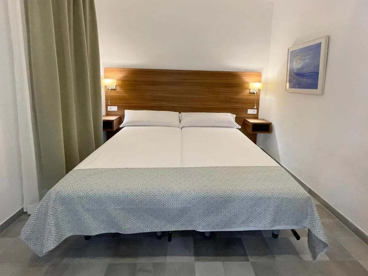 Romandre Alaior 3*,  España