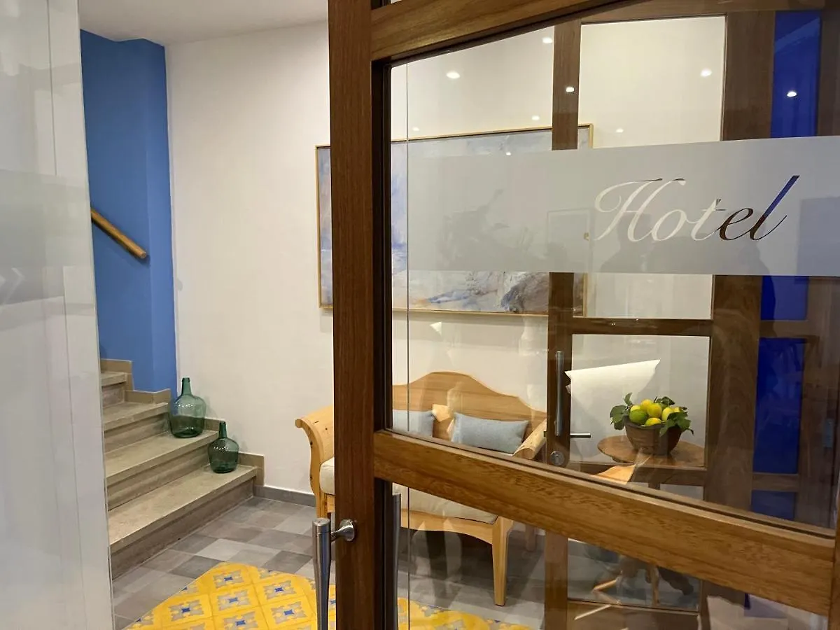 Romandre Alaior Hotel