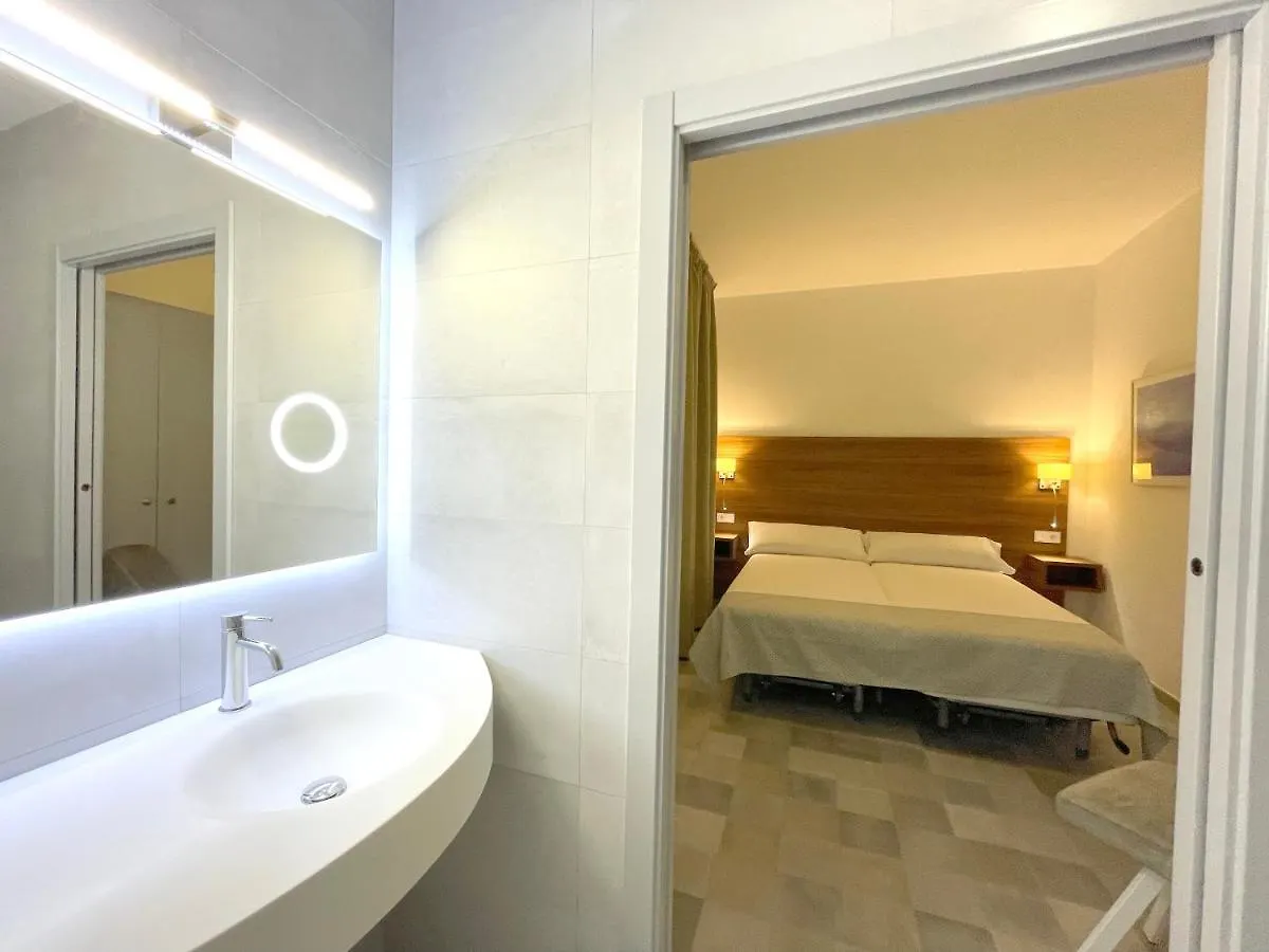 *** Hotel Romandre Alaior Spain